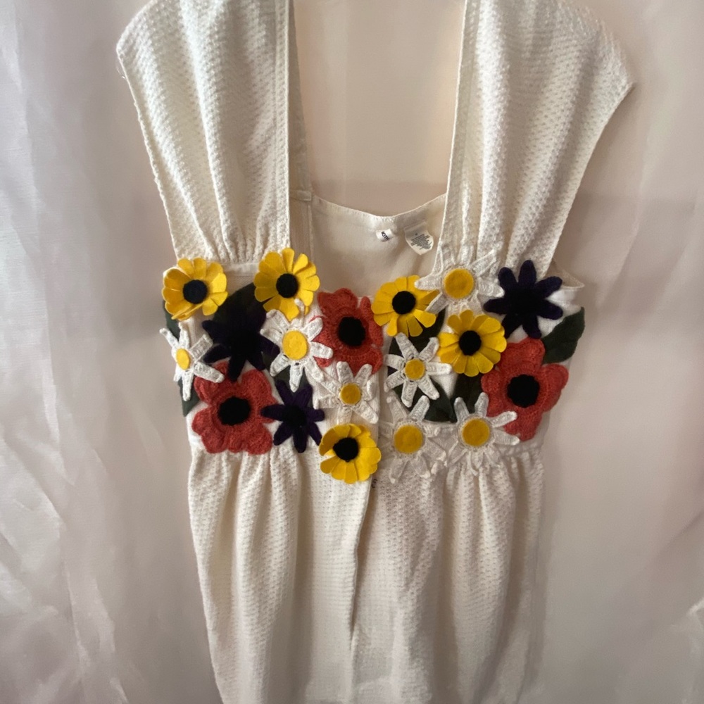 Moth Floral Detailed Tank